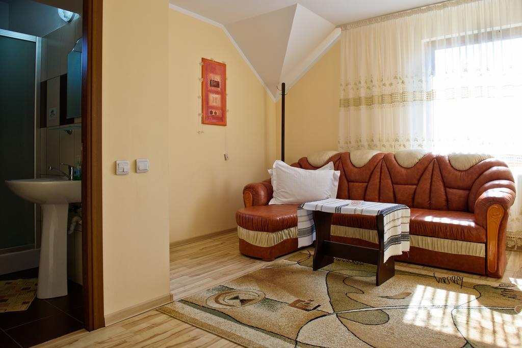 Hotel La Poale'N Brau Mînăstirea Humorului Pokoj fotografie